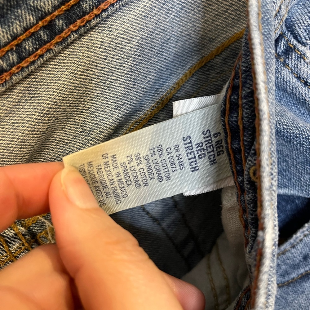 American Eagle Outfitters Light Blue Flare Jeans - Picture 9 of 11